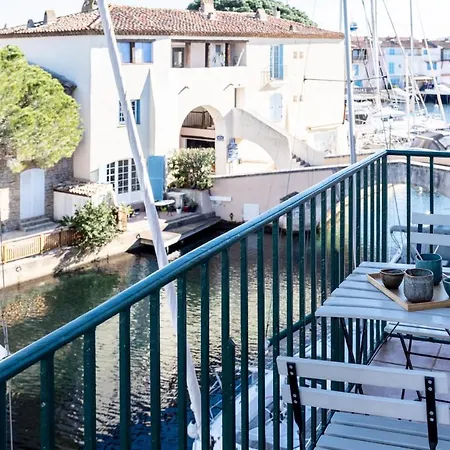 Bright Nest With Balcony And View On The Port Apartment Grimaud