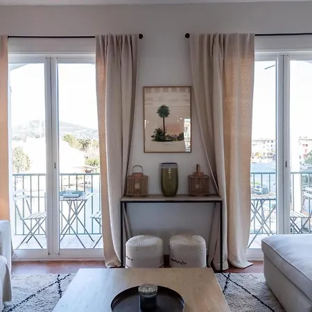 Apartment Bright Nest With Balcony And View On The Port Grimaud