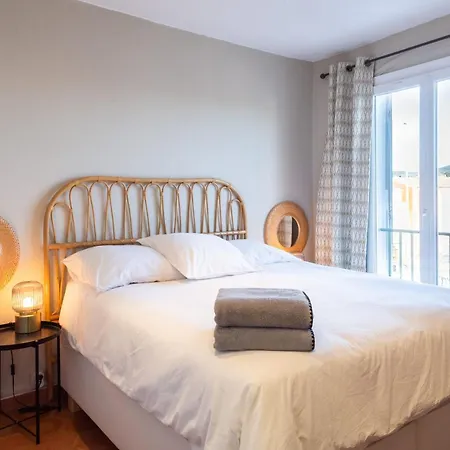 Bright Nest With Balcony And View On The Port * Grimaud